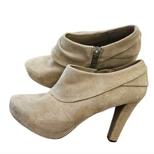 MeToo Laser Leather Upper Women's Heeled Ankle Booties